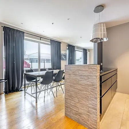 Luxury Apartment, Prime Location * Reykjavik