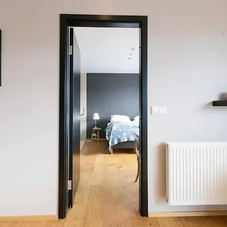 Apartment Luxury Apartment, Prime Location